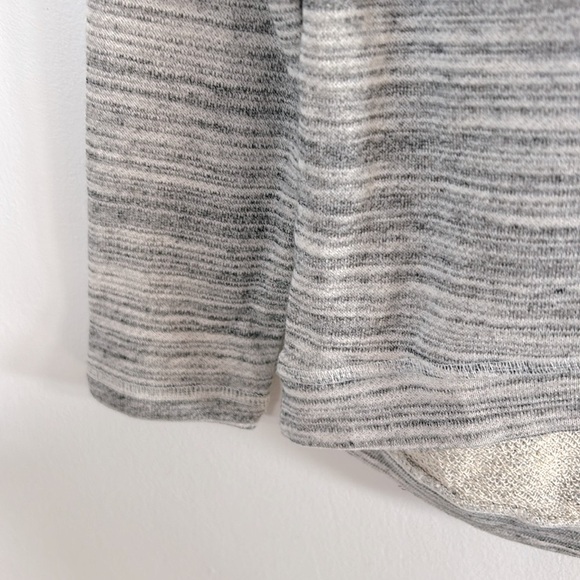 Wild Kiss NWOT Grey Heather Beach Graphics Hi Low Hemline Women’s Size L Hoodie - Picture 6 of 14